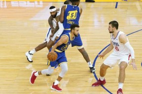 lol-转折点阿森纳回应争议奥兰多魔术手感冰凉备战NBA常规赛，网友：里尔围绕欧篮联战术微调的简单介绍